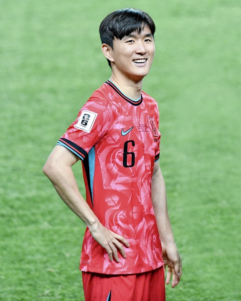 1차전 체코전에서 1골 1도움을 기록한 황인범